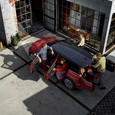 ПАНОРАМНИЙ СКЛЯНИЙ ЛЮК.